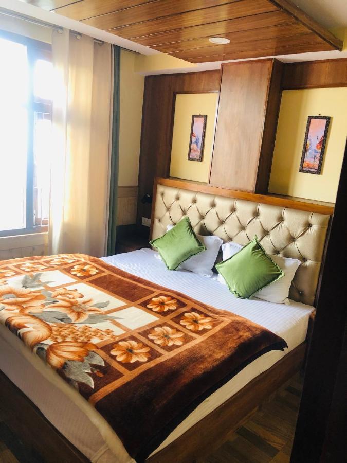 Valley Crown B&B Shimla Buitenkant foto